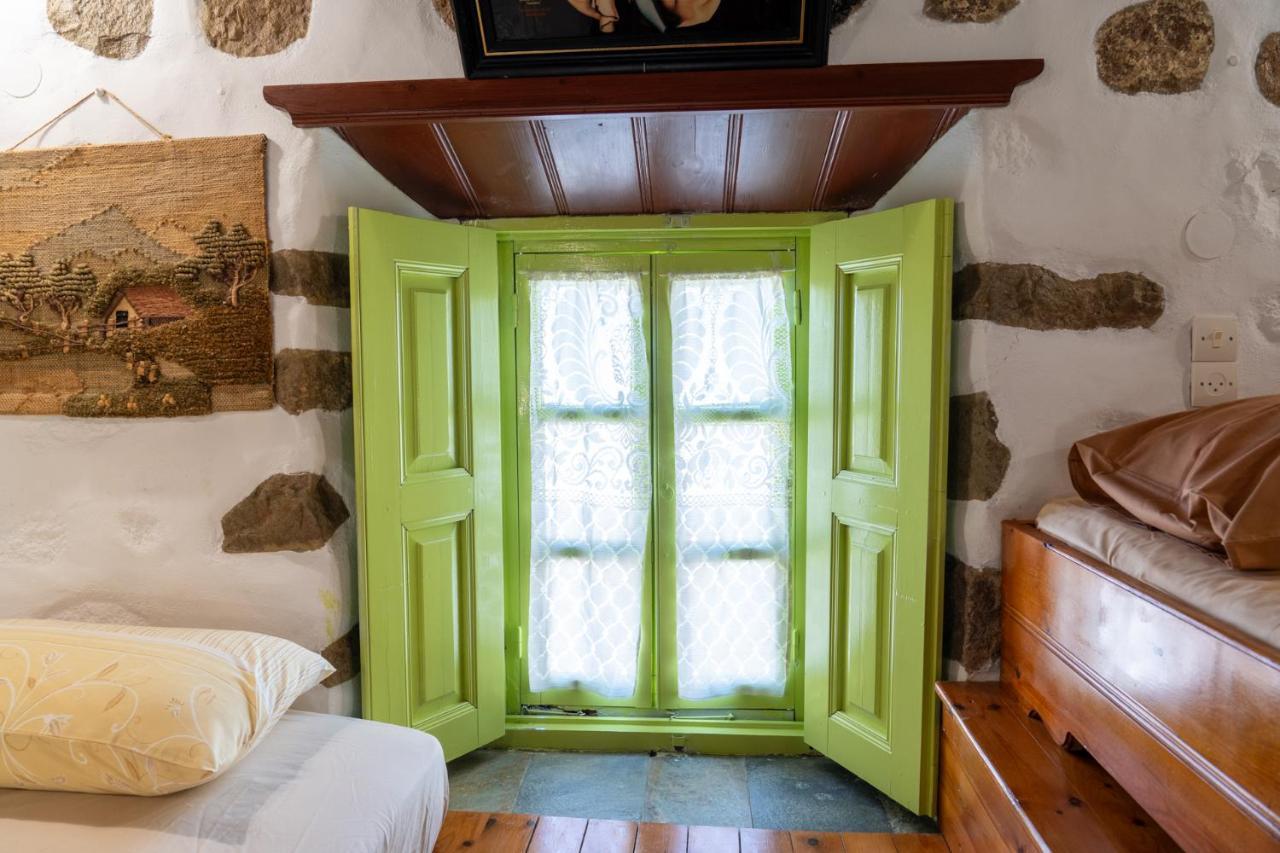 Ferienwohnung Vintage White House Patmos Exterior foto